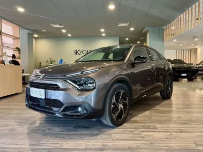 Usata Citroën C4 Feel 131 CV (96 kW) 2022 Grigio Berlina