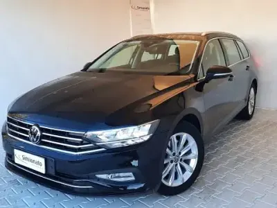Usata VW Passat Business 150 CV (110 kW) 2022 Nero Station wagon