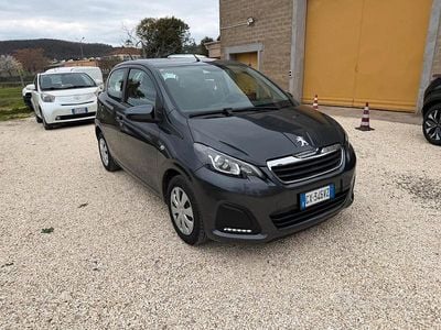 Usata Peugeot 108 Style 72 CV (52 kW) 2019 Grigio Berlina