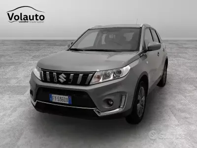 Usata Suzuki Vitara Cool 112 CV (82 kW) 2019 Grigio metallizzato chiaro SUV