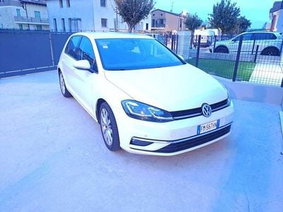 Usata VW Golf VII Executive 110 CV (80 kW) 2017 Berlina