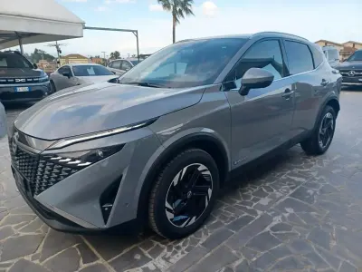 Usata Nissan Qashqai N-Connecta 190 CV (139 kW) 2025 Grigio SUV