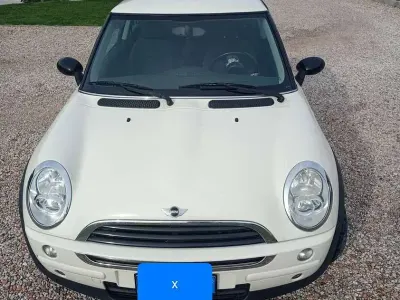 Usata Mini One D Seven 88 CV (64 kW) 2006 Bianco Utilitaria