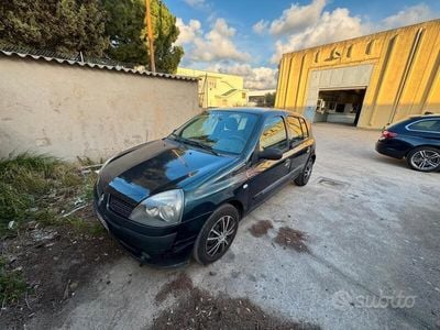 Renault Clio II