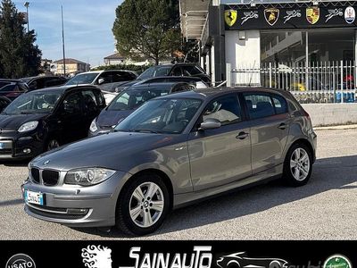 Usata BMW 118 143 CV (105 kW) 2009 Grigio Utilitaria