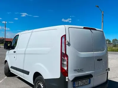 Usata Ford Transit Custom 101 CV (74 kW) 2016 Bianco Furgone