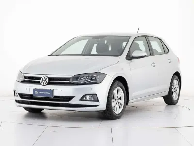 Usata VW Polo Comfortline 80 CV (58 kW) 2019 Argento Utilitaria