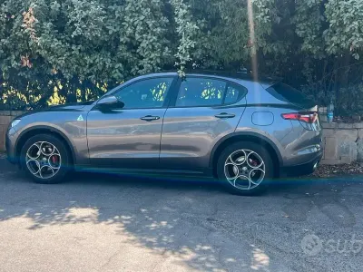 Usata Alfa Romeo Stelvio 210 CV (154 kW) 2017 Grigio SUV