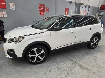 Usata Peugeot 5008 Allure 131 CV (96 kW) 2020 SUV