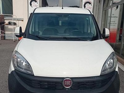 Usata Fiat Doblò 95 CV (69 kW) 2018 Bianco Monovolume