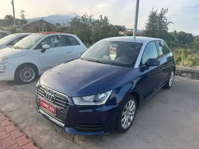 Usata Audi A1 Sportback Ambiente 90 CV (66 kW) 2016 Blu/azzurro Utilitaria