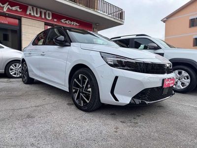 Usata Opel Corsa 101 CV (74 kW) 2025 Bianco Utilitaria