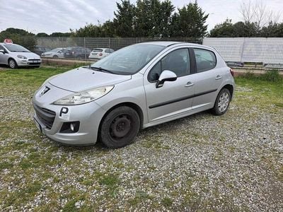 Usata Peugeot 207 73 CV (53 kW) 2010 Gray Berlina