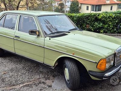 Usata Mercedes 200 1970