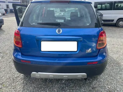 Usata Fiat Sedici Dynamic 120 CV (88 kW) 2007 Blu SUV