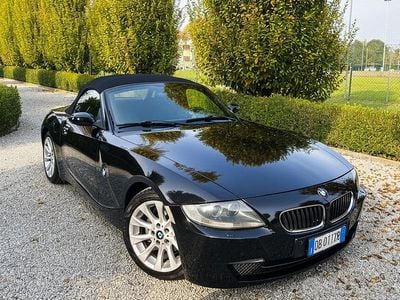 Usata BMW Z4 Efficient Dynamics 150 CV (110 kW) 2005 Nero Cabrio