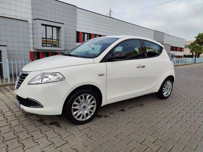 usata Lancia Ypsilon Ypsilon 1.2 69 CV1.2 5 porte