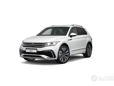 Usata VW Tiguan R-line 150 CV (110 kW) 2022 Bianco SUV
