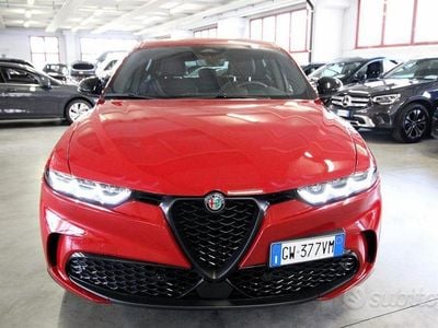 Gebraucht Alfa Romeo Tonale Veloce 160 PS (117 kW) 2024 Rot SUV