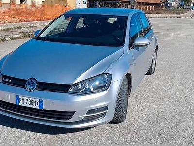 Usata VW Golf VII 110 CV (80 kW) 2014 Grigio