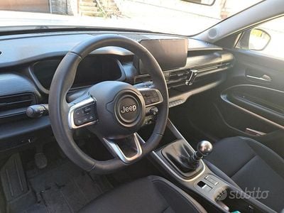 Usata Jeep Avenger Altitude 101 CV (74 kW) 2024 Bianco SUV