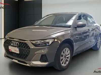 Usata Audi A1 Business 110 CV (80 kW) 2023 Grigio chronos metallizzato SUV