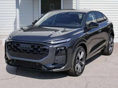 Nuova Audi Q3 Sportback S-Line 177 CV (130 kW) 2026 Grigio SUV