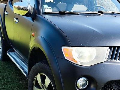 Usata Mitsubishi L200 Invite 136 CV (100 kW) 2006 Nero Pick-up