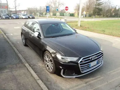 Usata Audi S6 Sport 344 CV (253 kW) 2021 Nero Station wagon