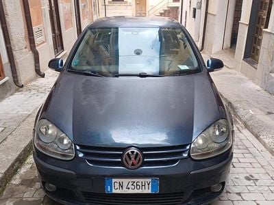 Usata VW Golf IV 105 CV (77 kW) 2006 Blu Berlina
