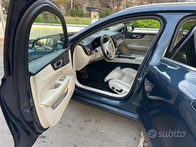 Usata Volvo V60 Inscription 190 CV (139 kW) 2018 Blu/azzurro Station wagon