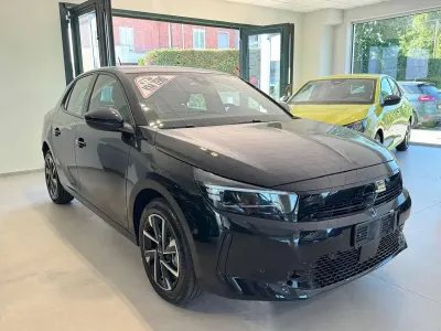 Nuova Opel Corsa 110 CV (80 kW) 2026 Nero Utilitaria