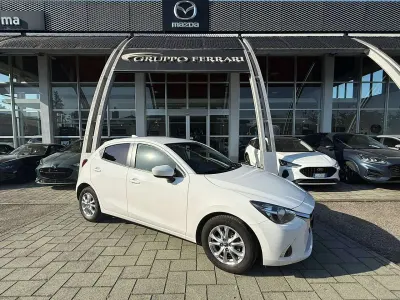 Usata Mazda 2 Comfort 75 CV (55 kW) 2019 Bianco Utilitaria