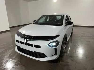 Nuova Lancia Ypsilon 101 CV (74 kW) 2025 Bianco Utilitaria