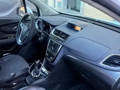 Usata Opel Mokka 131 CV (96 kW) 2014 Bianco SUV