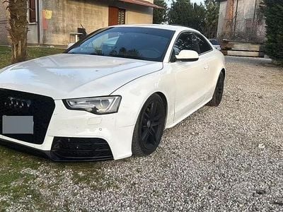 Begagnad Audi A5 Sport 177 HK (130 kW) 2015 Vit Sportkupé