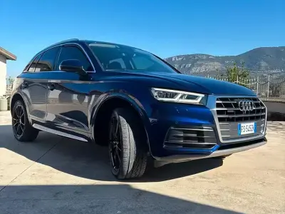 Usata Audi Q5 Advanced 163 CV (119 kW) 2019 Blu SUV
