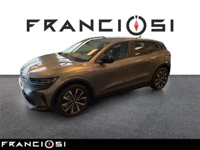 Usata Renault Mégane IV Evolution 95 kW (130 CV) 2025 Grigio scuro Utilitaria