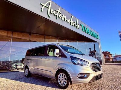 Usata Ford Tourneo Titanium 2023 Argento Monovolume