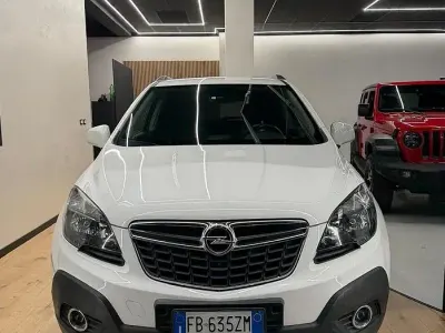 Usata Opel Mokka 140 CV (102 kW) 2016 Bianco SUV