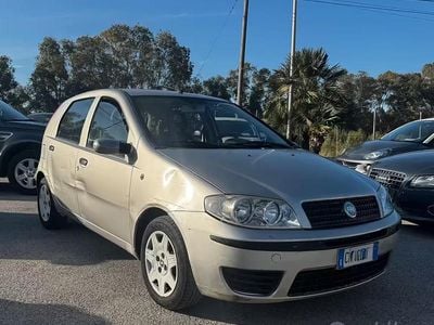Brugt Fiat Punto Dynamic 69 HK (50 kW) 2004 Grå Hatchback