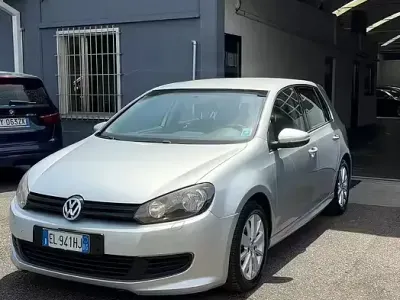 Usata VW Golf VII Highline 105 CV (77 kW) 2012 Grigio Berlina