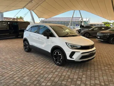 Usata Opel Crossland Elegance 110 CV (80 kW) 2023 Bianco SUV