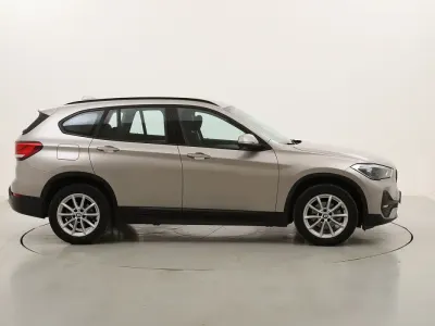 Usata BMW X1 Advantage 116 CV (85 kW) 2022 Argentoargento SUV