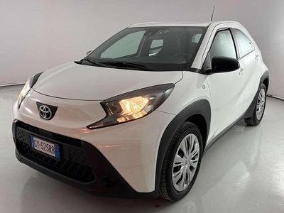 Usata Toyota Aygo X Active 72 CV (52 kW) 2025 Bianco SUV