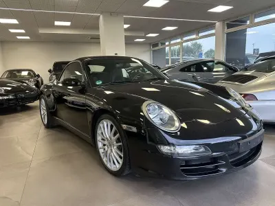 Usata Porsche 911 Carrera Cabriolet 325 CV (239 kW) 2007 Nero met. Cabrio