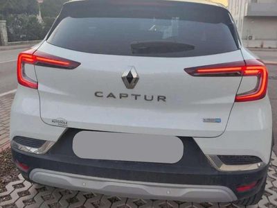 Usata Renault Captur Intens 92 CV (67 kW) 2021 Bianco SUV