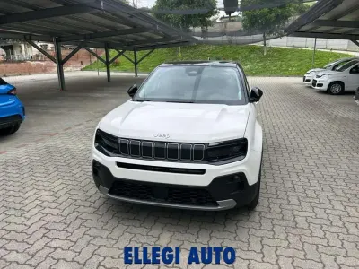 Uusi Jeep Avenger Summit 101 HP (74 kW) 2026 Valkoinen Katumaasturi