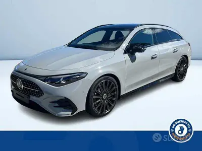 Nuova Mercedes CLA220 190 CV (139 kW) 2026 Grigio Berlina