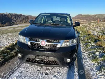 Usata Fiat Freemont 140 CV (102 kW) 2012 Nero SUV